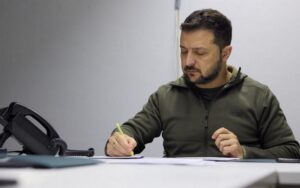 56765867856765